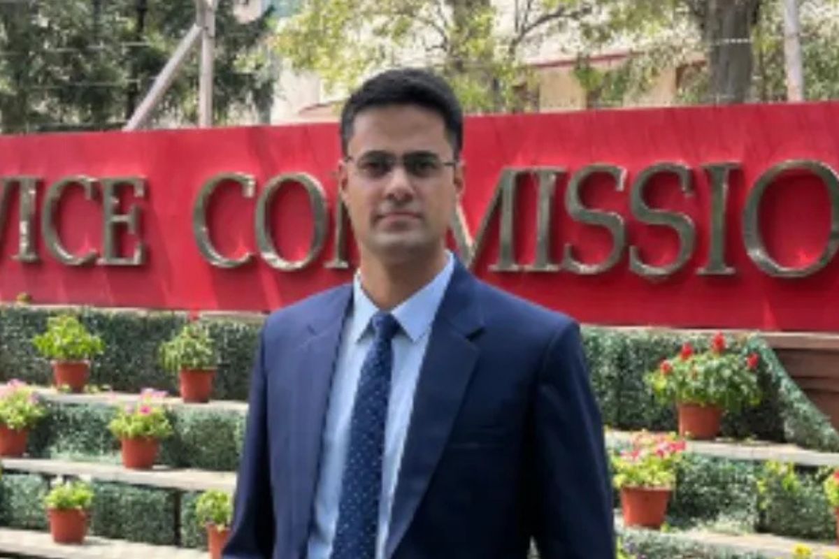 Mohammad Muneeb Bhat: From Kashmir to UPSC AIR 131 1 Add a heading 3