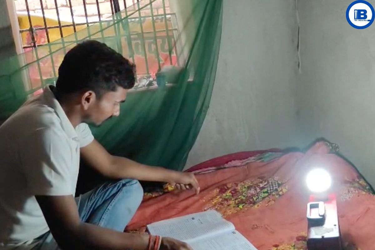 Rajesh Rajak: Delivery Boy Becomes Deputy Superintendent in JPSC Triumph 1 Untitled design 19